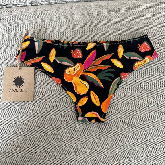 NWT Aloe Aloe Fruit Punch Hipster Bikini Bottom Size Extra Small XS Reversible - Picture 2 of 5